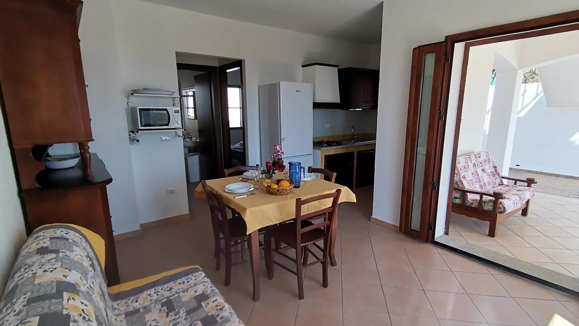 Piccolo Residence Vicino Alla Spiaggia Con Bellissima Vista Mare Tertenìa イタリア