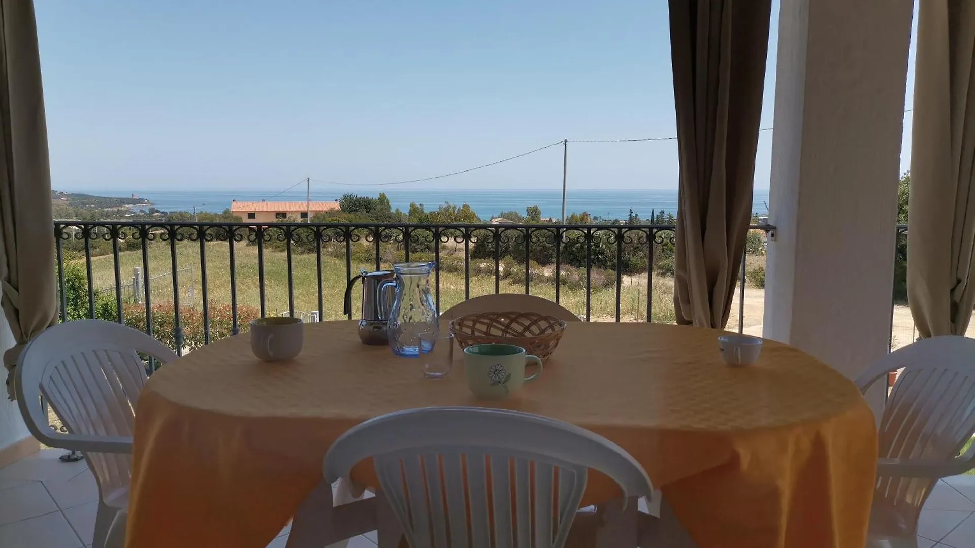 Piccolo Residence Vicino Alla Spiaggia Con Bellissima Vista Mare Tertenìa 0*,  イタリア