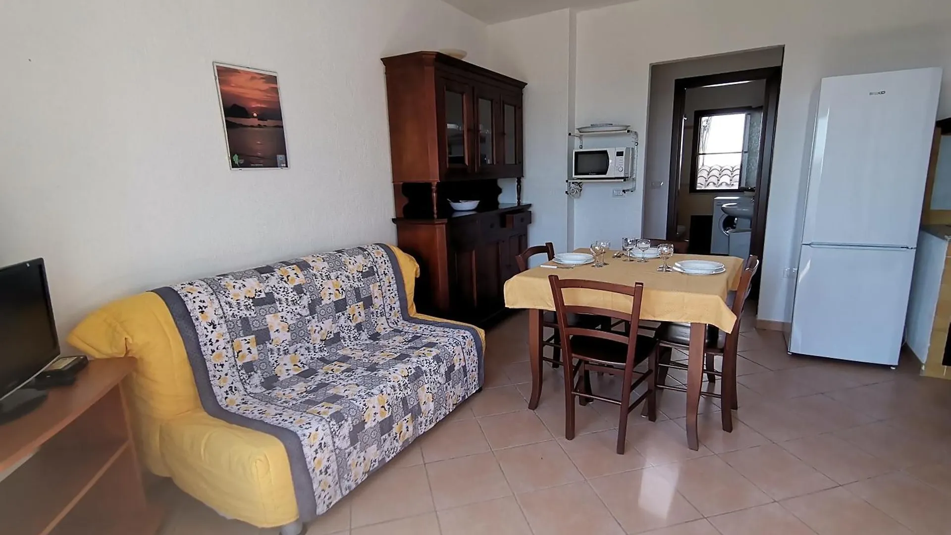 Piccolo Residence Vicino Alla Spiaggia Con Bellissima Vista Mare Tertenìa 0*,  イタリア