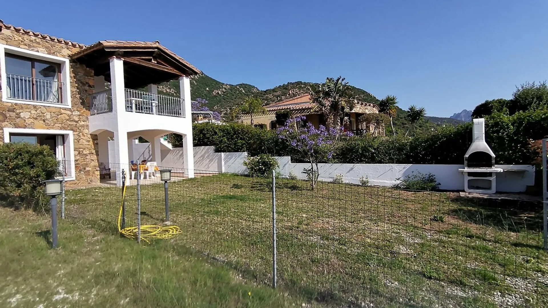 Piccolo Residence Vicino Alla Spiaggia Con Bellissima Vista Mare Tertenìa イタリア