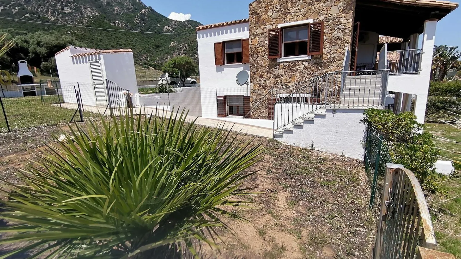 Piccolo Residence Vicino Alla Spiaggia Con Bellissima Vista Mare Tertenìa